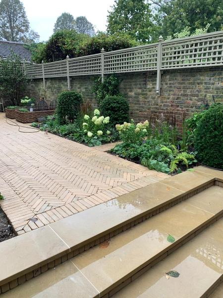 Landcraft Landscape & Design