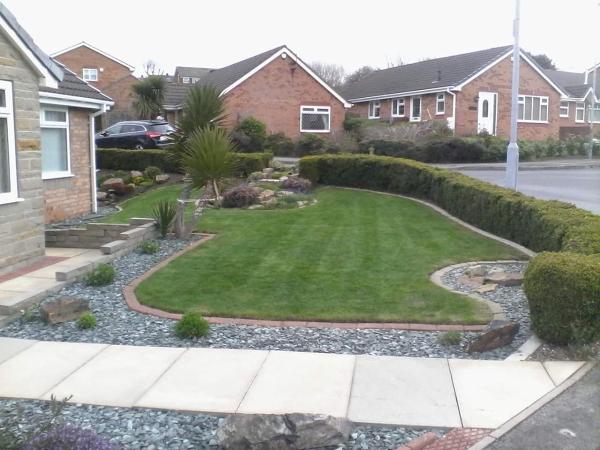 R.roberts Garden Specialist