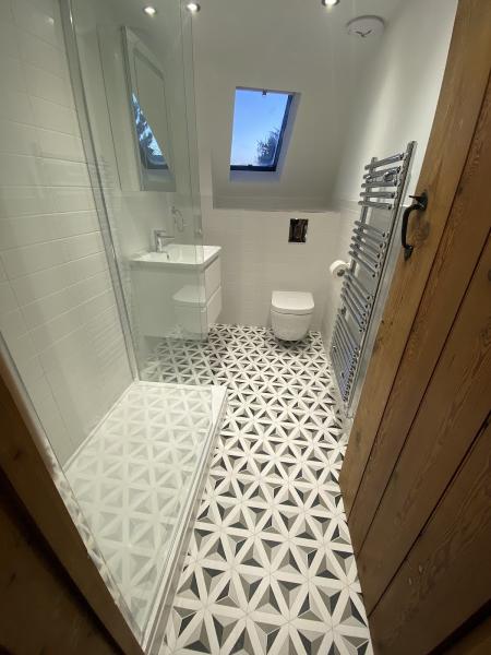 GLB Bathrooms (Bathroom Renovation and Services)