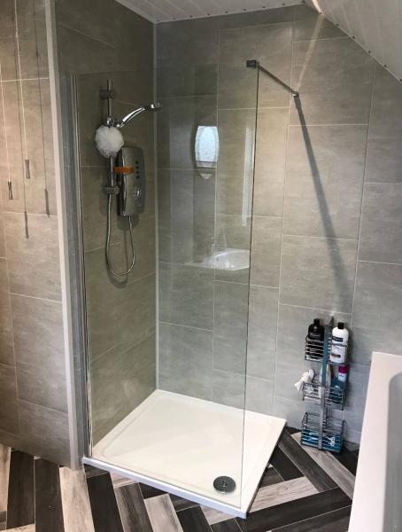 Pro-Fit Plastics & Bathrooms