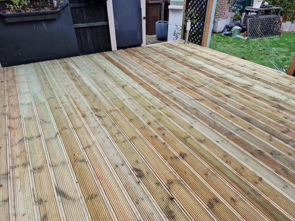 Bespoke Timber Buildings and Landscaping