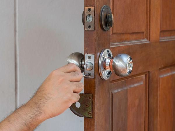 Locksmith & Keys By John G and Co