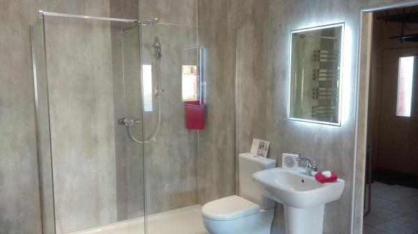 Perfect Homes by PH Kitchens & Bathrooms