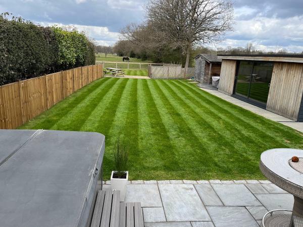 Rolls Garden Services