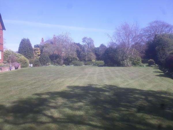 EB Grounds Maintenance