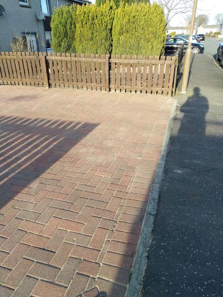 L M Specialist Cleaning Services