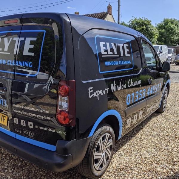 Elyte Window Cleaning