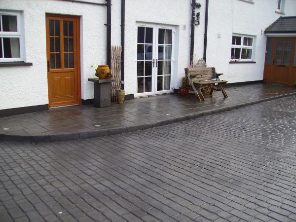 Creative Kerbs & Concrete