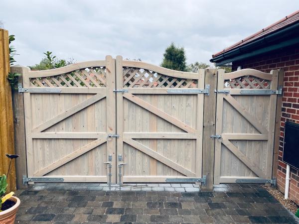 Fence Right