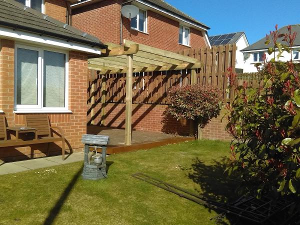 Forth Decking and Fencing