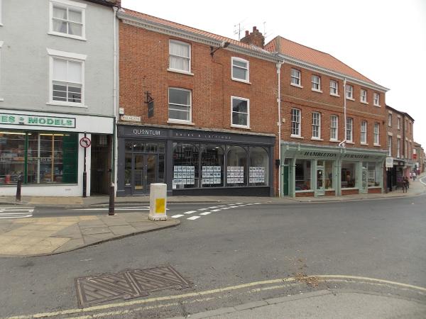 Quantum Estate Agency