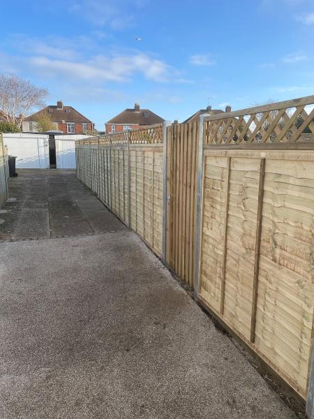 Solent Fencing LTD