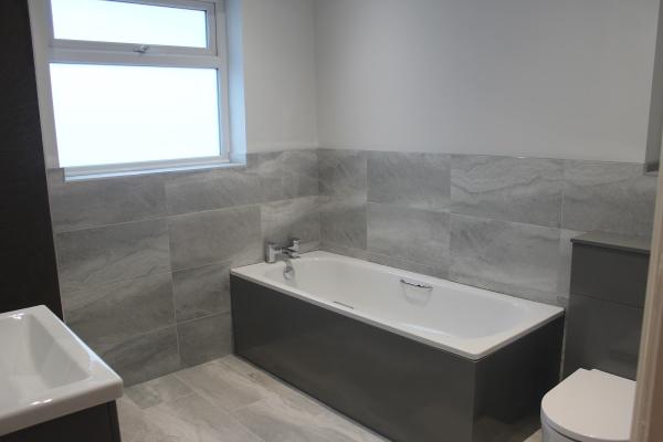 Lincoln Kitchens & Bathrooms