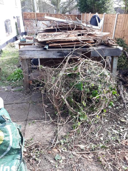 Guy & Jme Clearance's