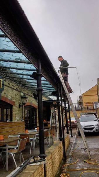 Powell&wood Cleaning & Maintenance Services