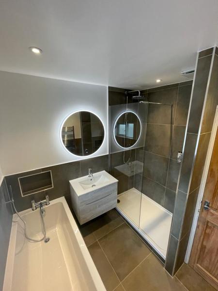 Clear Plumbing and Building LTD