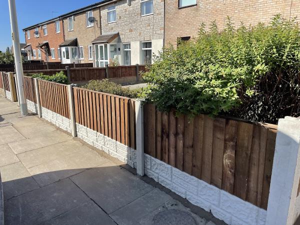 Fence it Widnes