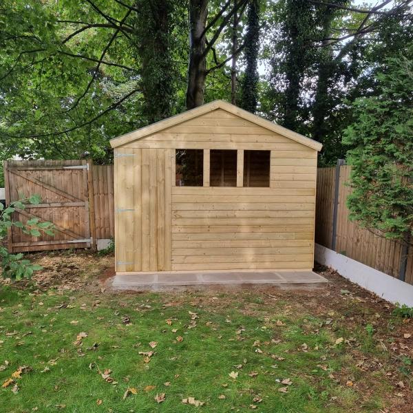C B Fencing & Sheds