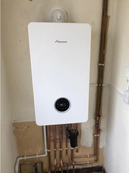 R W Thomas Plumbing & Heating