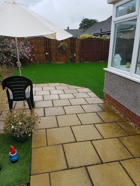 Paul Evans Artificial Grass