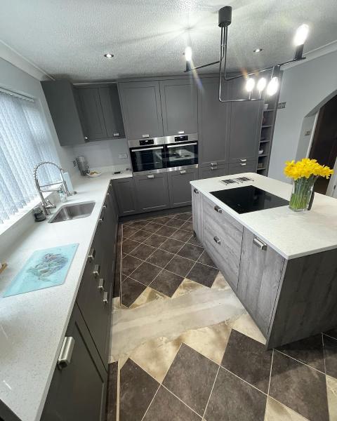 J. Willis Kitchens & Bathrooms Ltd