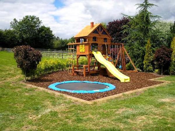 Hunt Garden Design & Landscaping Ltd