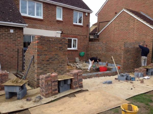 LT Repointing & Brickwork Specialist