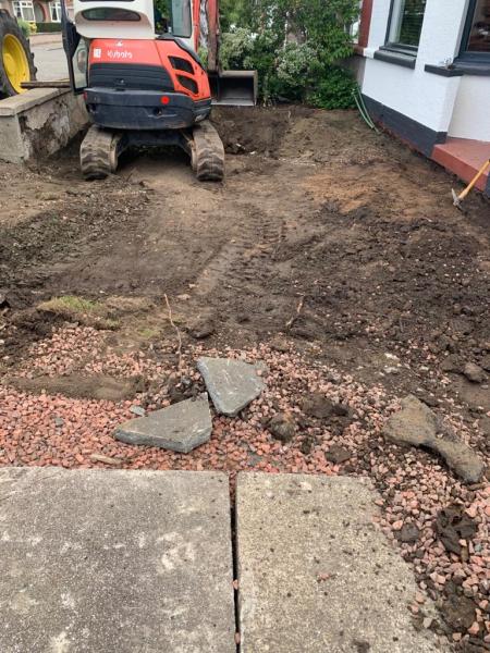 Roslin Building & Paving Services