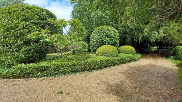 Gemzas Garden Maintenance Limited