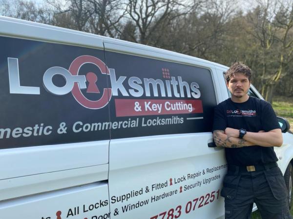 Damien Smith Locksmiths Newbury