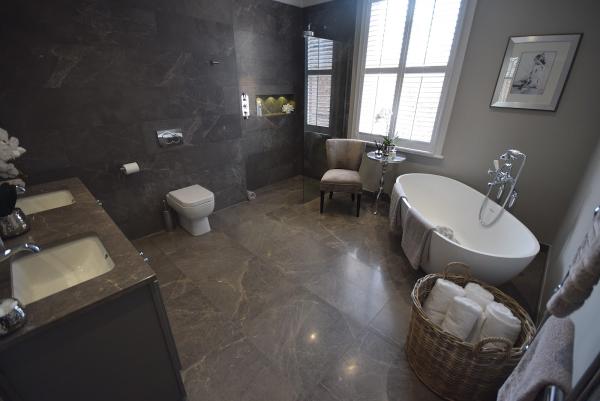 Phillip Elks Bespoke Bathrooms