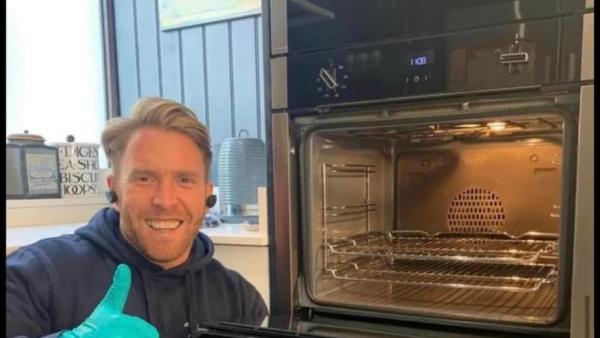 Oven Cleaning Brentwood