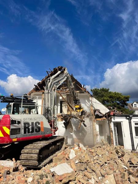 RJS Group Demolition & Groundworks