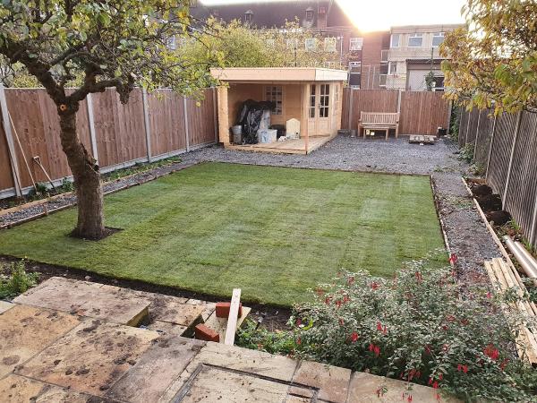 A & E Garden Construction