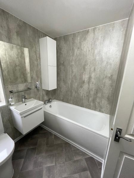 R G Plumbing Services