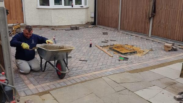 Active Paving and Landscapes