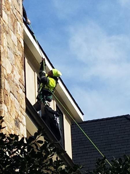 Gutter Cleaning Service