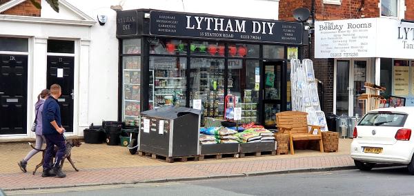 Lytham DIY