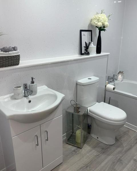 Plumbing AND Heating ON TAP LTD