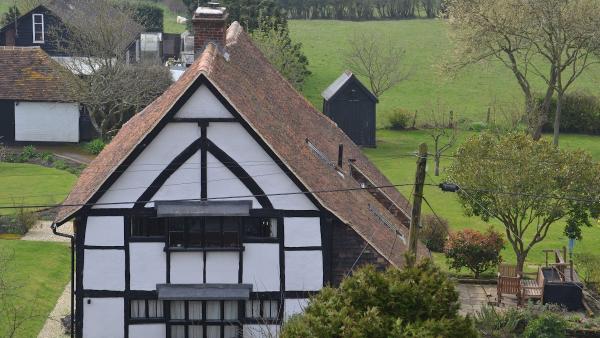 Tenterden Roofing Co