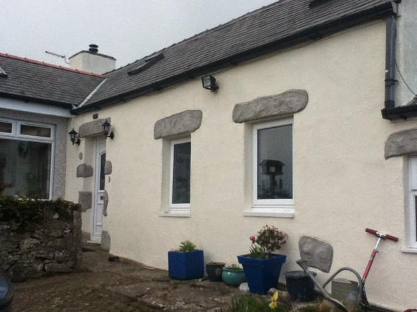 G W Farrell Plasterer