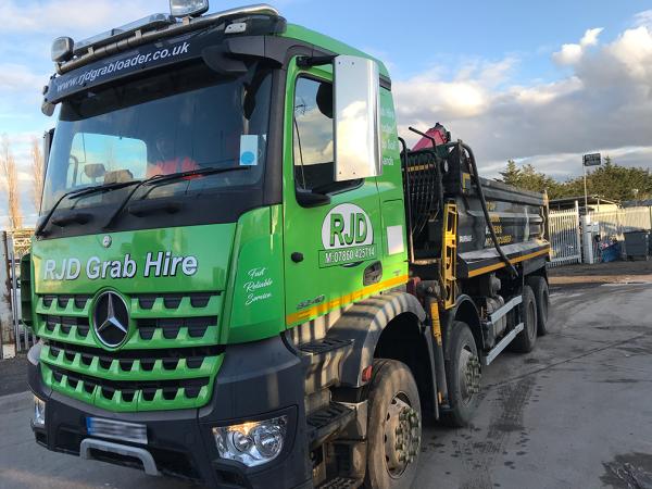 R J D Grabloader & Aggregates Services