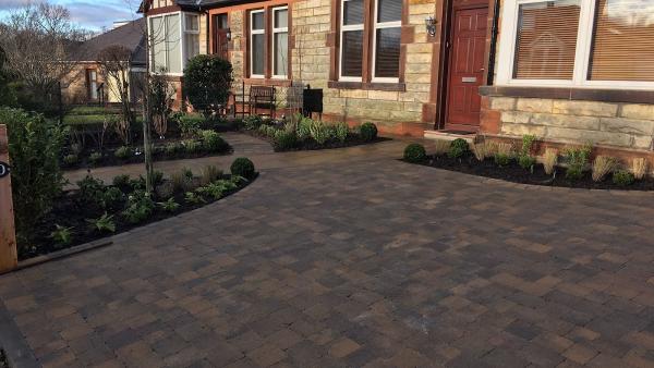 The Edinburgh Paving & Landscaping Company