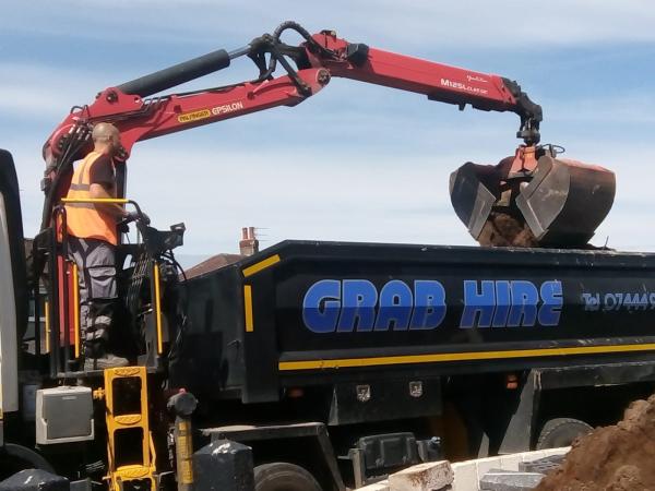 J Napier Grab & Tipper Hire