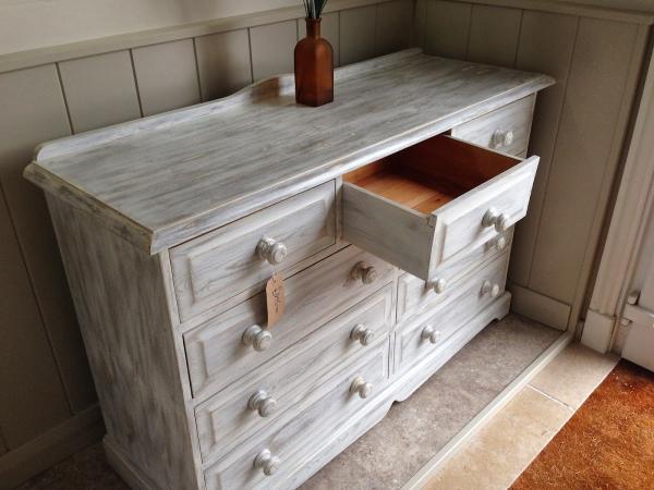 Eminence Kitchens & Interiors