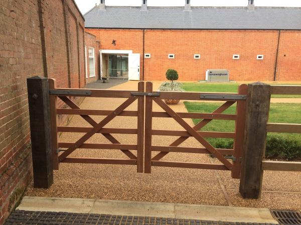 Fen Fencing Limited