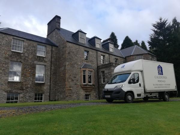 Caledonia Removals