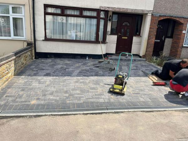 Five Oaks Drives and Patios