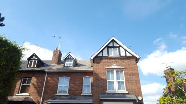 Roofer Wolverhampton