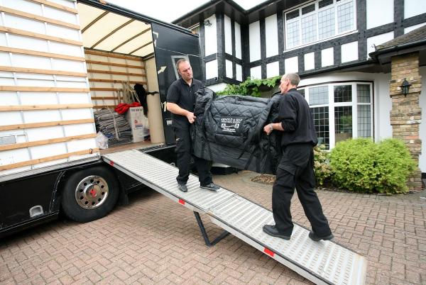 Arnold & Self Removals and Storage